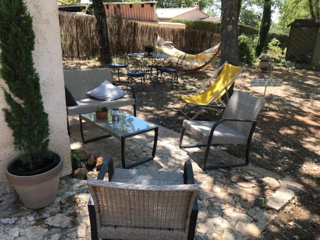 La Brindille Petit Mas Provencal Meuble De Tourisme 3 Etoiles 2-3 Personnes 1 Piece 30 M2 Tout Confort Lisiere Foret Jardin Jacuzzi Piscine Saint-Paul-en-Forêt Exterior foto